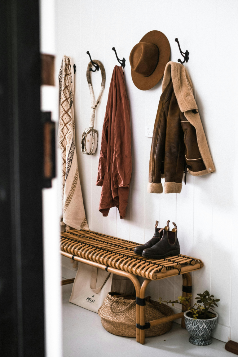 10 Entryway Decor Ideas That Make a Real First Impression (Without Spending a Fortune)